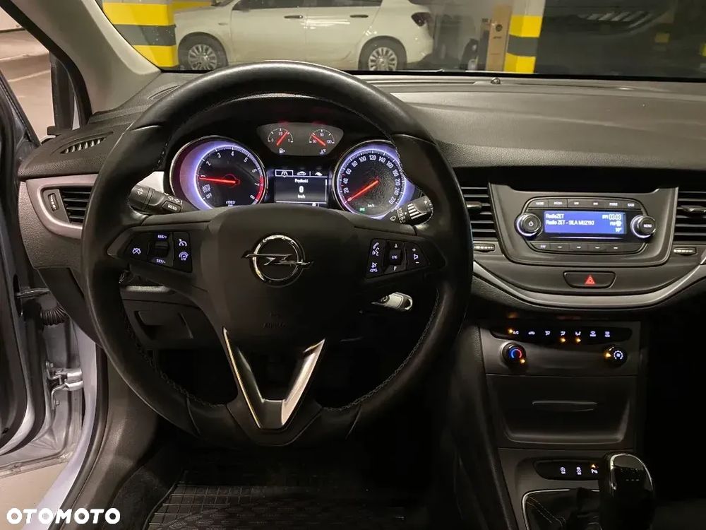 Opel Astra 1.0 Turbo Start/Stop Business - 11