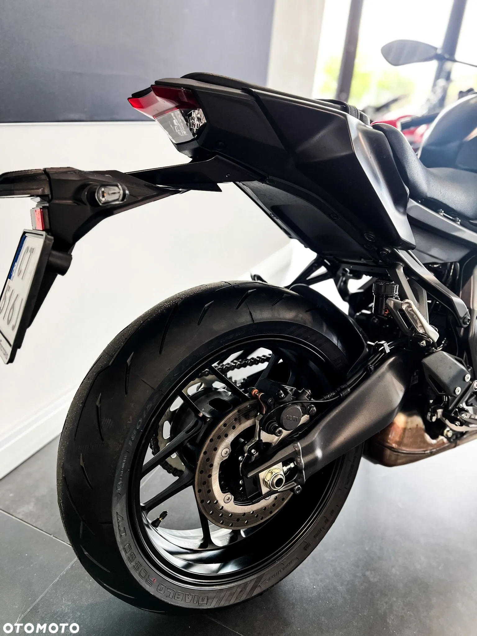 Yamaha MT - 8