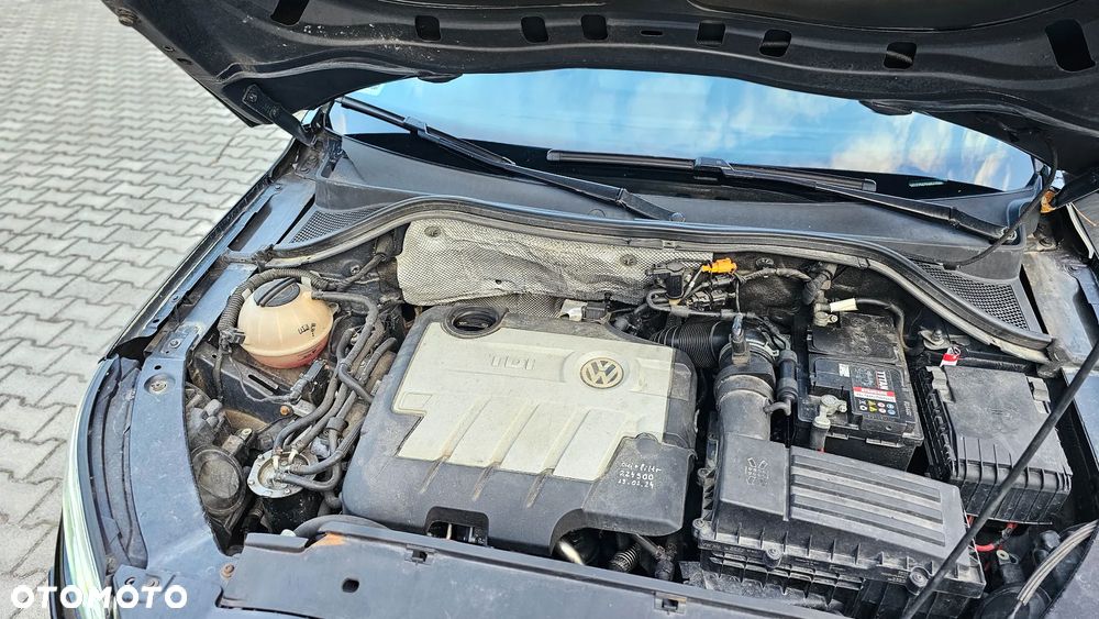 Volkswagen Tiguan 2.0 TDI DPF Sport & Style - 24