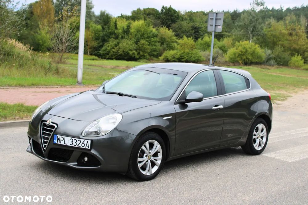Alfa Romeo Giulietta 1.6 JTDM 16V - 5