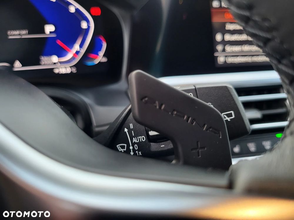 BMW Seria 3 M340d xDrive - 21