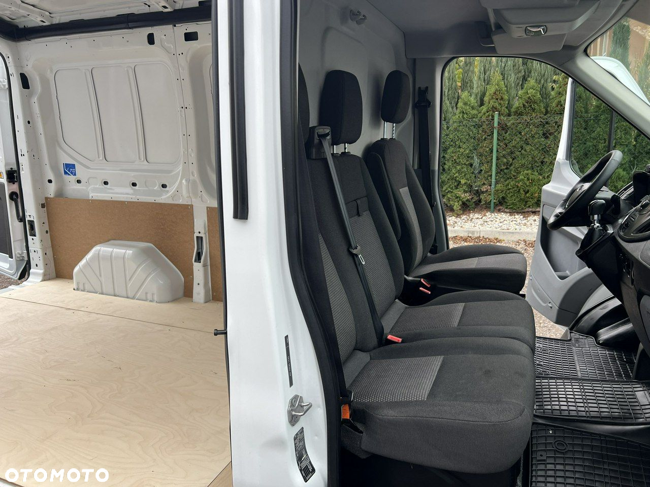 Ford Transit - 16