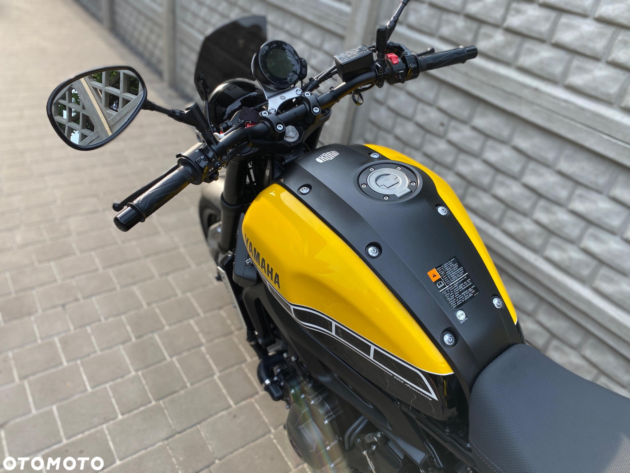 Yamaha XSR - 22