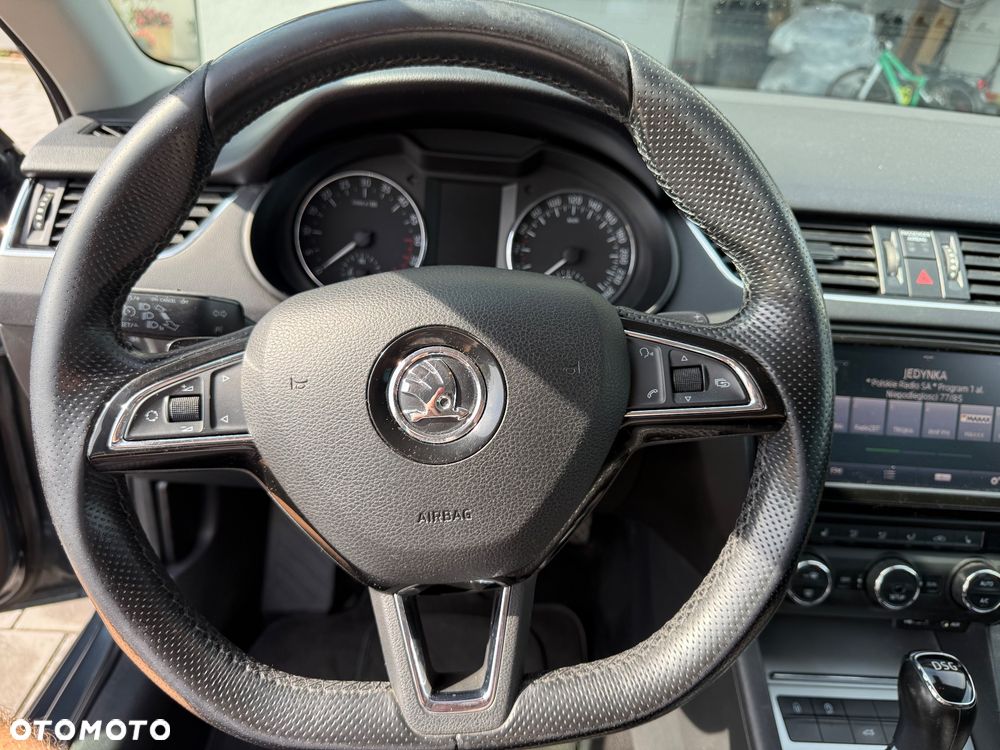 Skoda Octavia 2.0 TDI Elegance DSG - 8