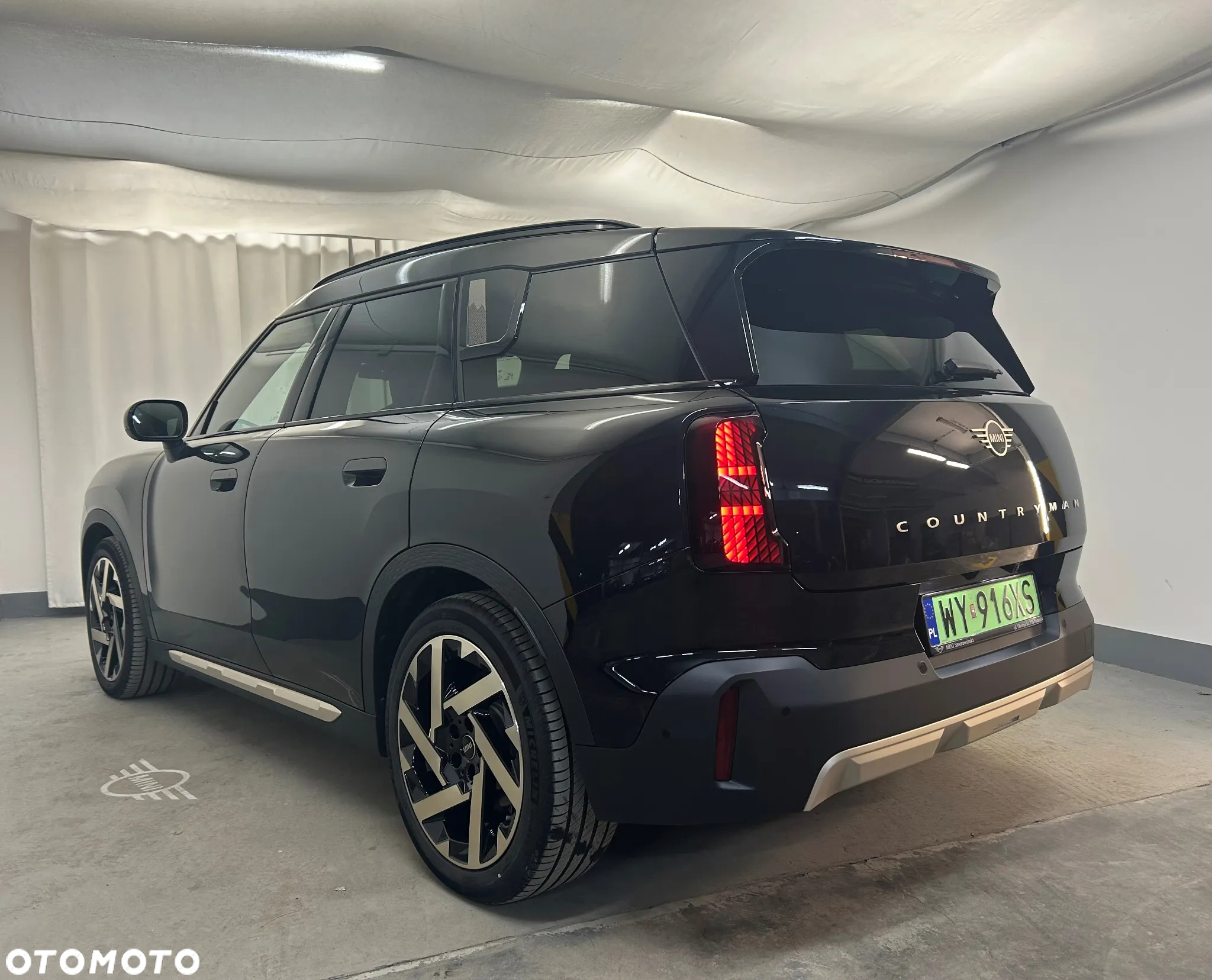 MINI Countryman E 66.5kWh Linia Favoured - 3