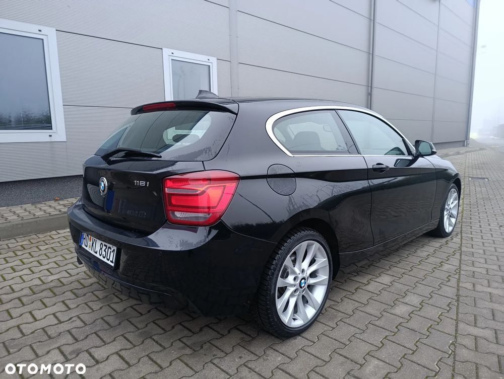 BMW Seria 1 118i Sport Line - 18