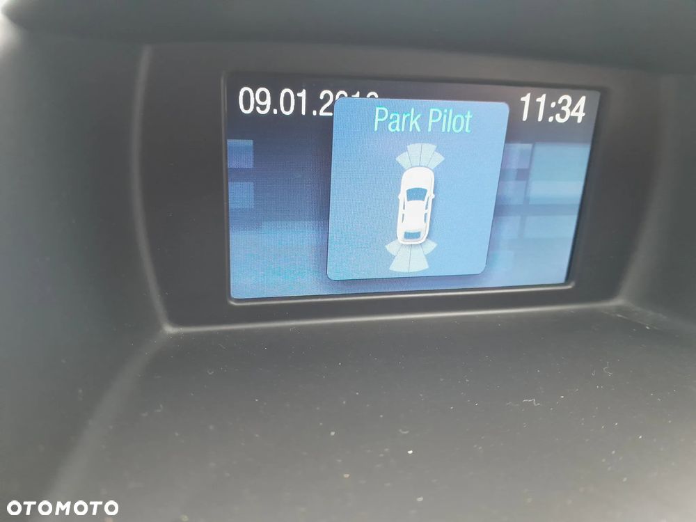 Ford Fiesta 1.0 Champions Edition - 13