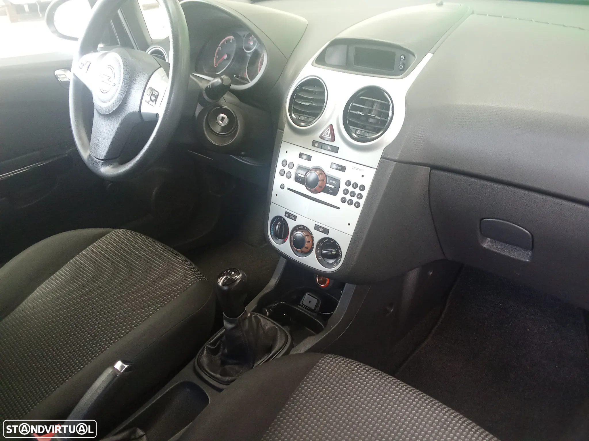 Opel Corsa 1.2 Black Edition - 7