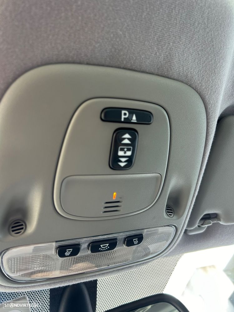 Jaguar X-Type 3.0 V6 Executive - 16