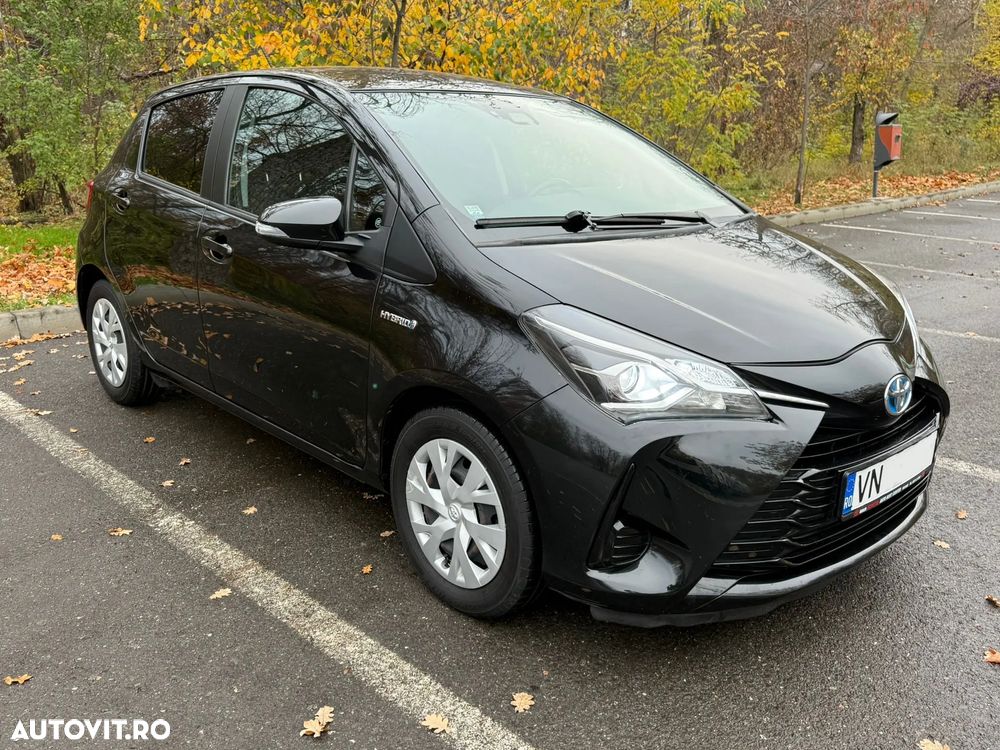 Toyota Yaris 1.5 VVT-i HSD Exclusive - 2