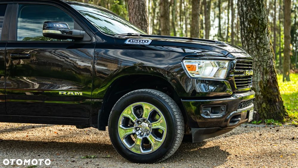 RAM 1500 5.7 Crew Cab Bighorn - 7