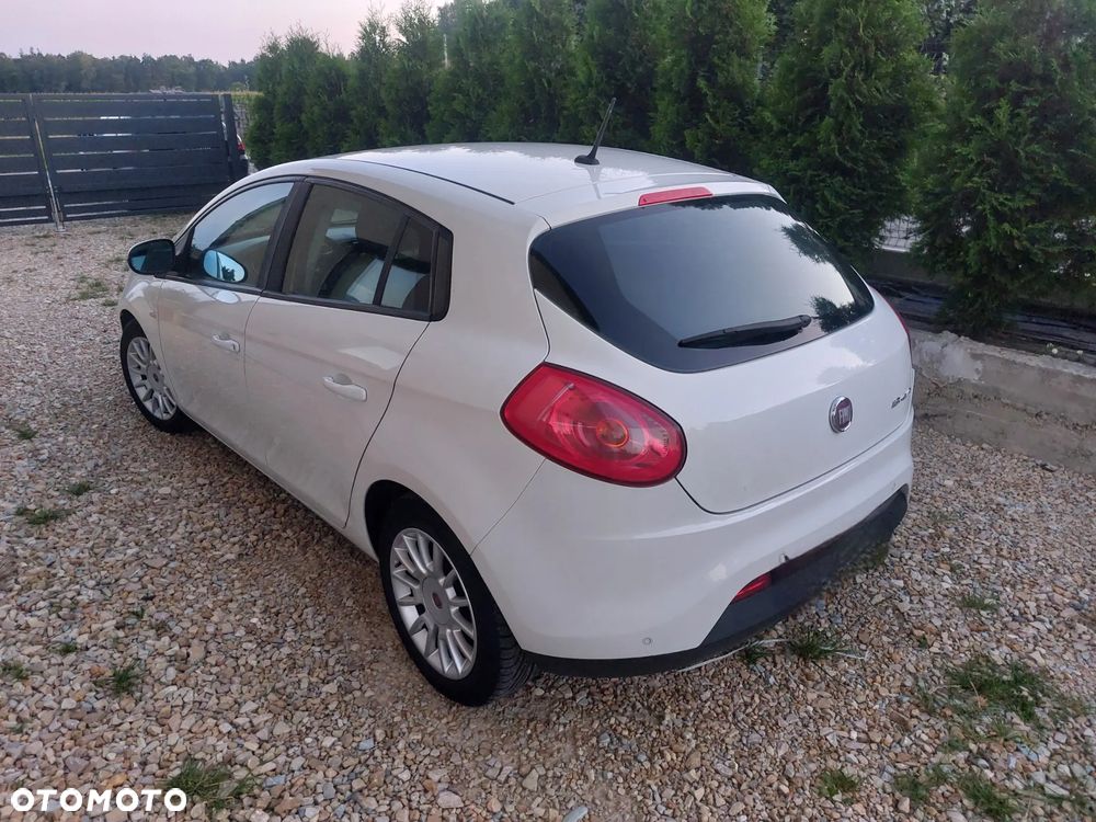 Fiat Bravo 1.4 T-JET 16V Street - 3