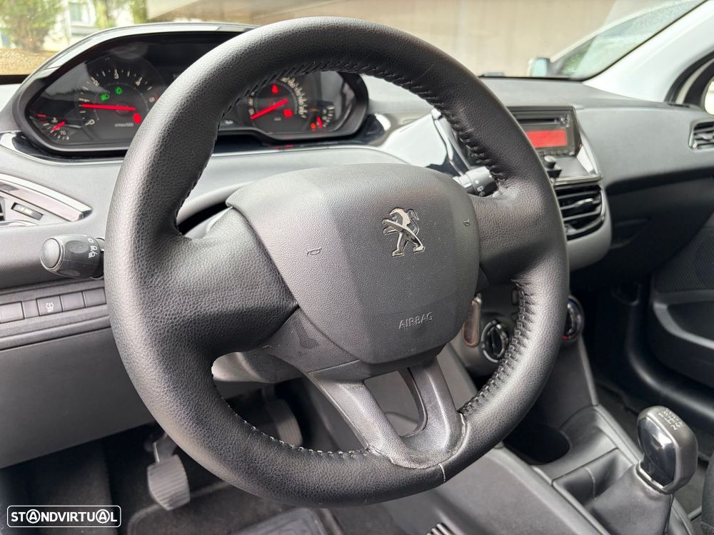 Peugeot 208 1.4 HDi Active - 6