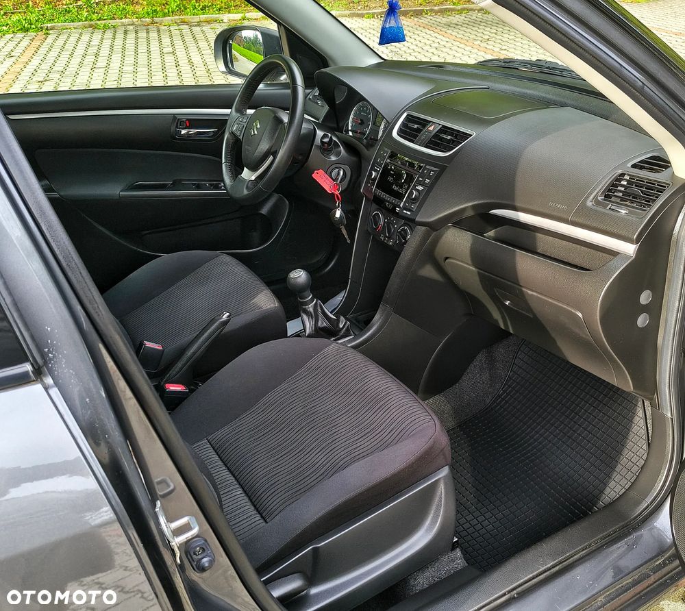 Suzuki Swift - 12