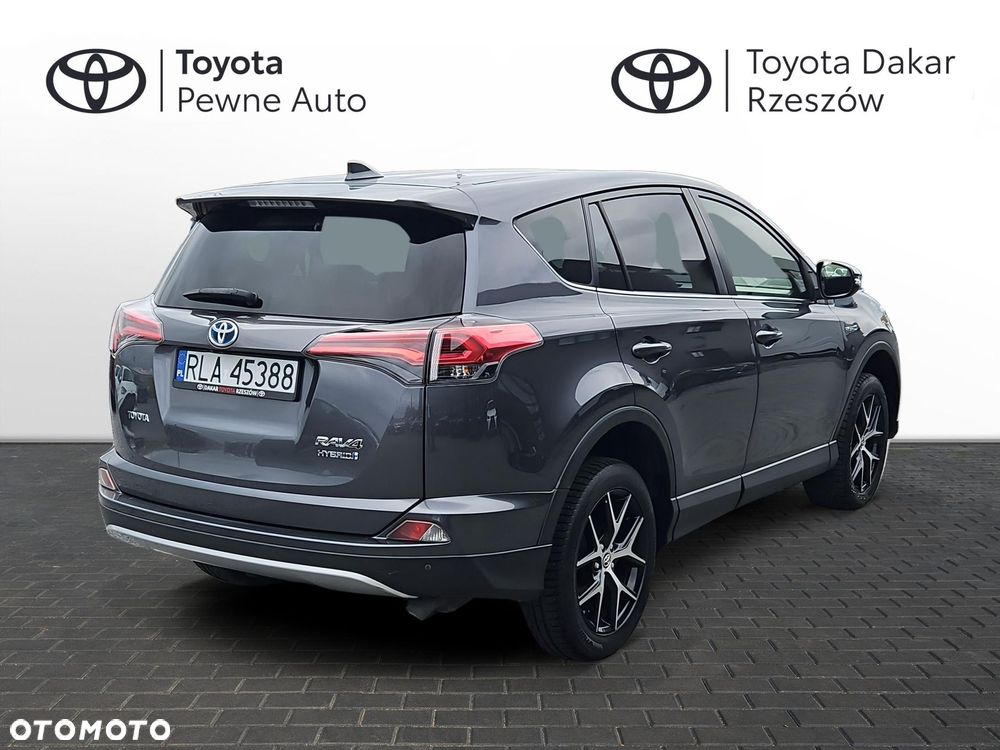 Toyota RAV4 Hybrid Style 4x2 - 5