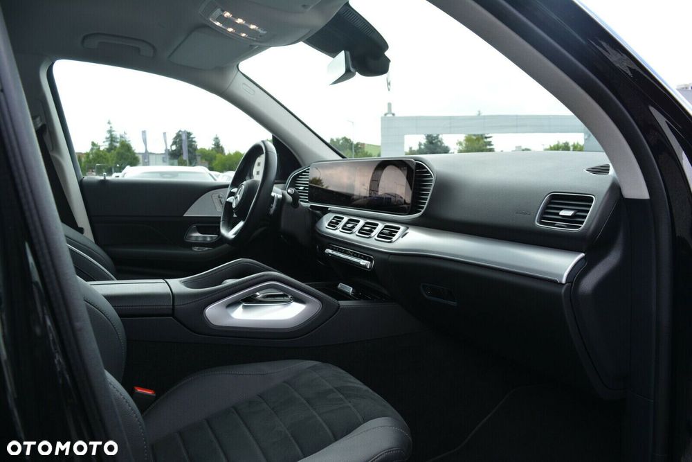 Mercedes-Benz GLE - 29