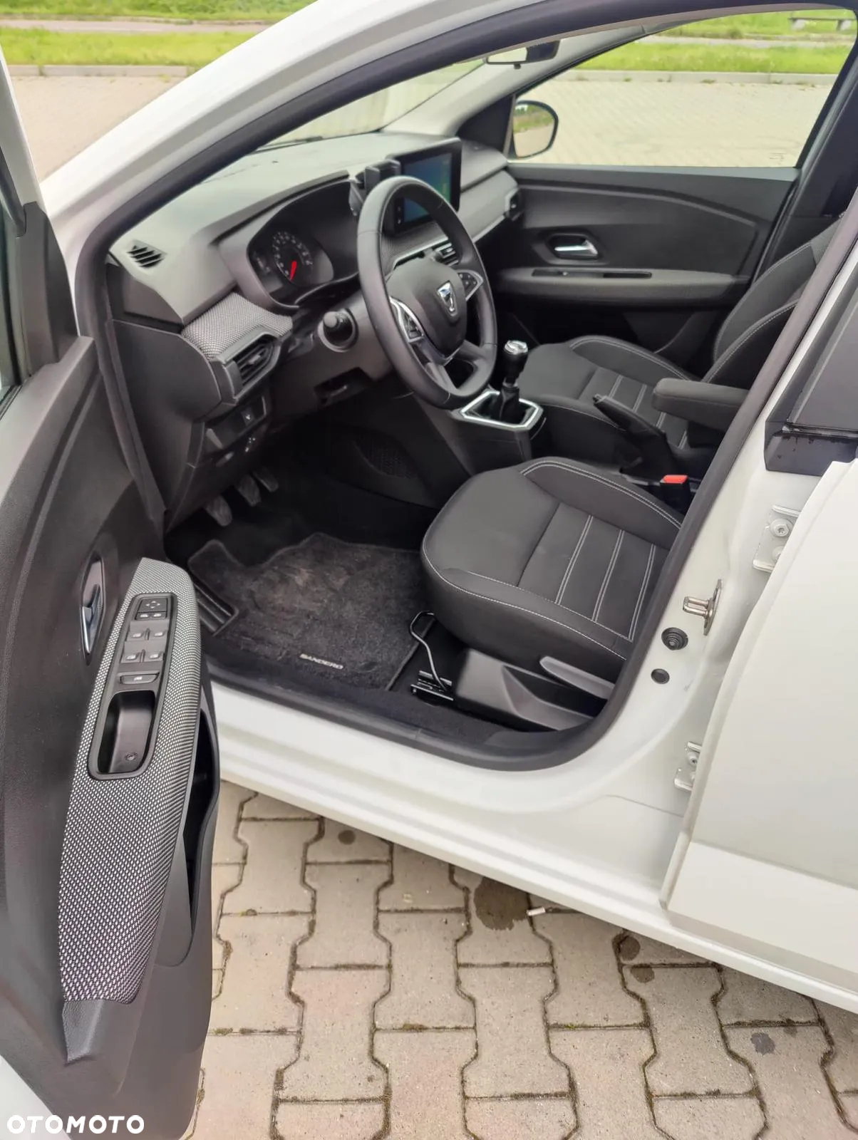Dacia Sandero - 6