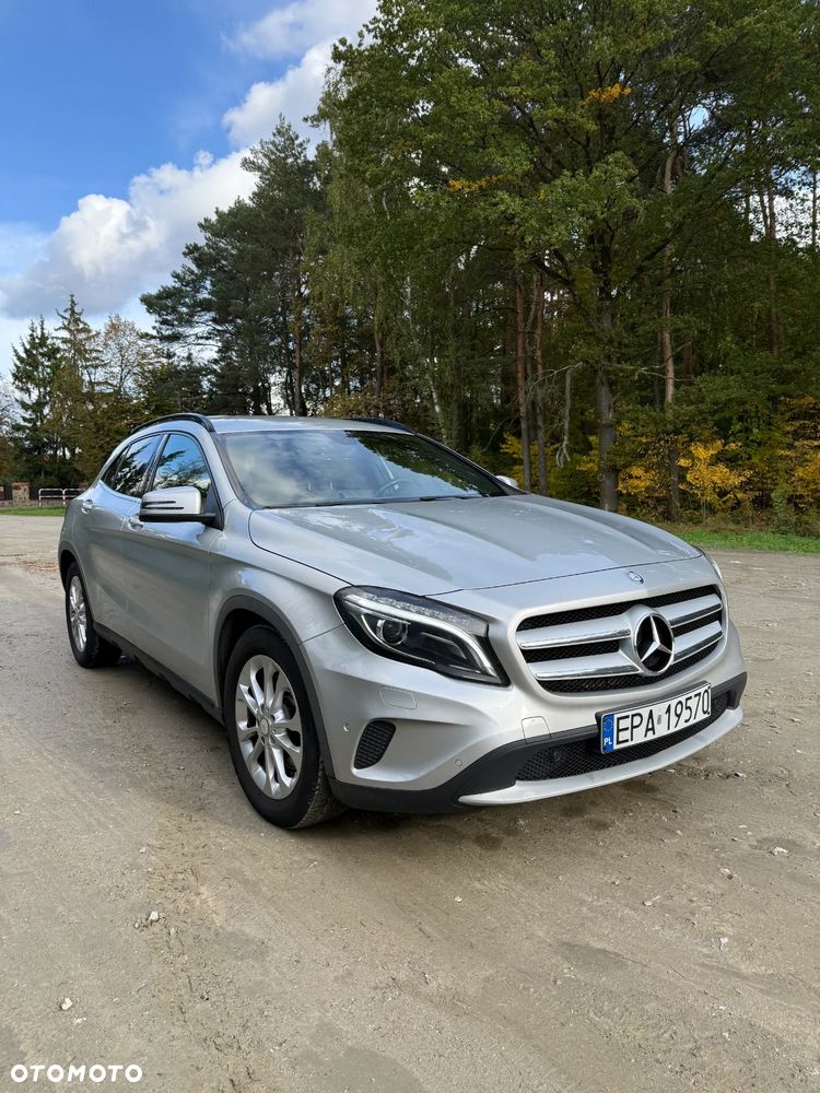 Mercedes-Benz GLA 250 4-Matic - 3