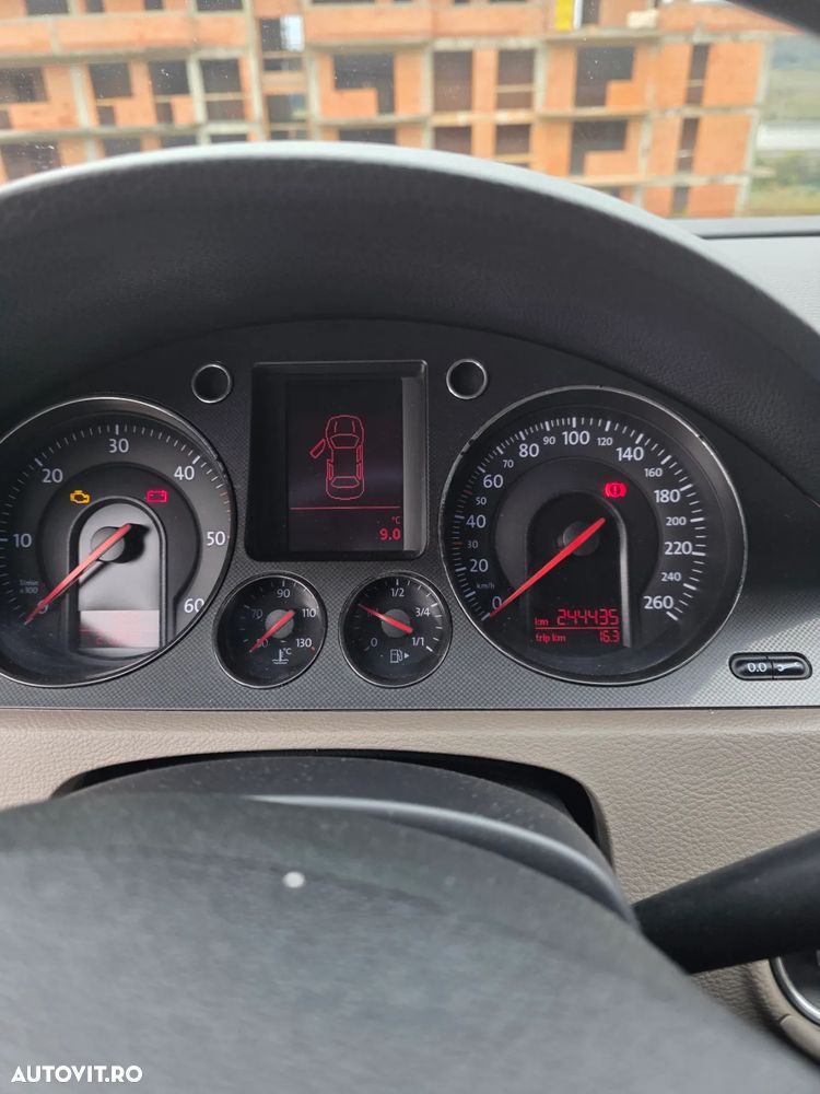Volkswagen Passat Variant 2.0 TDI Highline DPF - 5