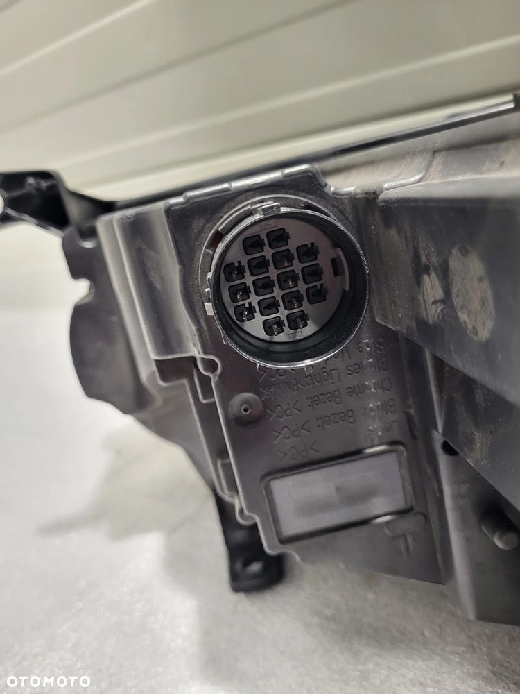 Land Rover,  Range Rover Sport L494 XENON PRZÓD STRONA LEWA DK6213W030EJ - 9