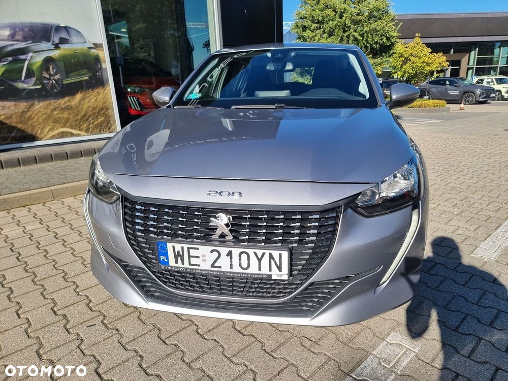 Peugeot 208 - 4