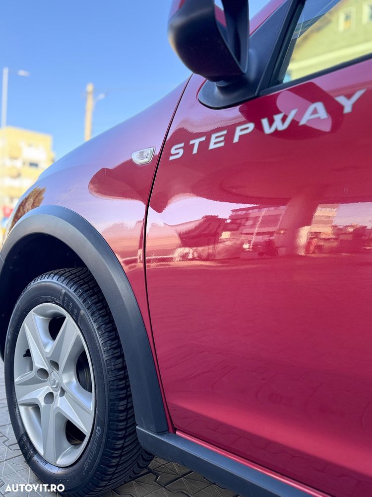 Dacia Sandero Stepway TCe 90 (S&S) Celebration - 8