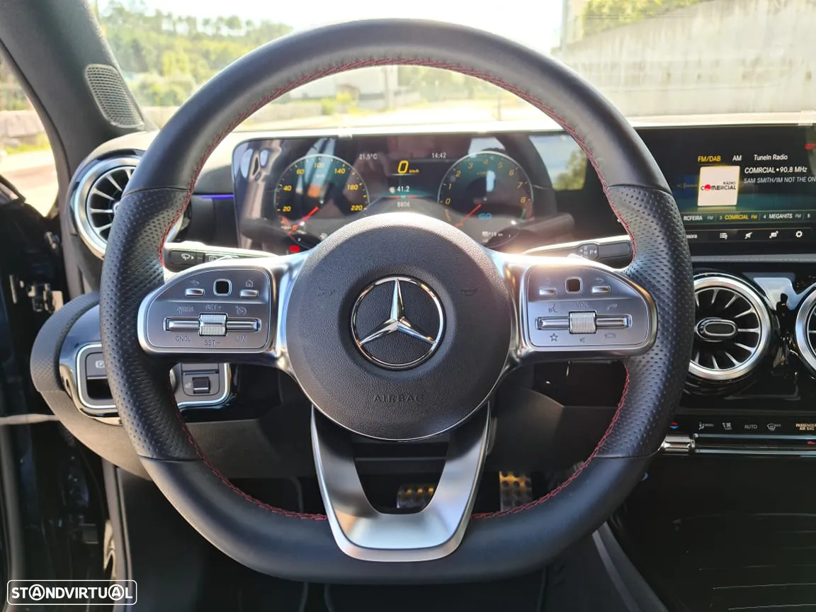 Mercedes-Benz A 250 e AMG Line - 10