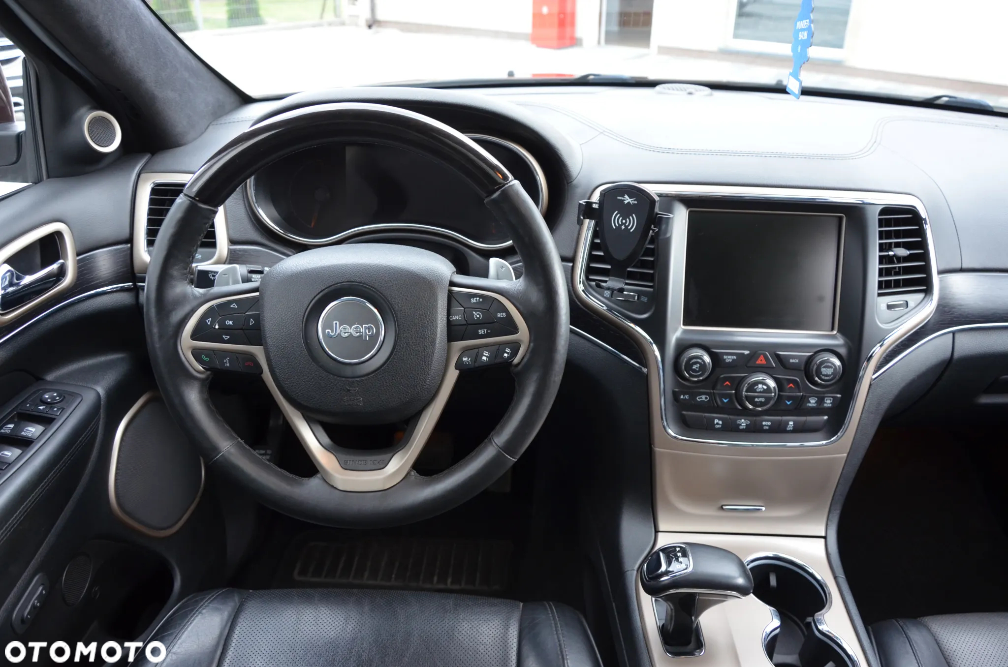 Jeep Grand Cherokee 3.0 CRD Overland Summit - 24
