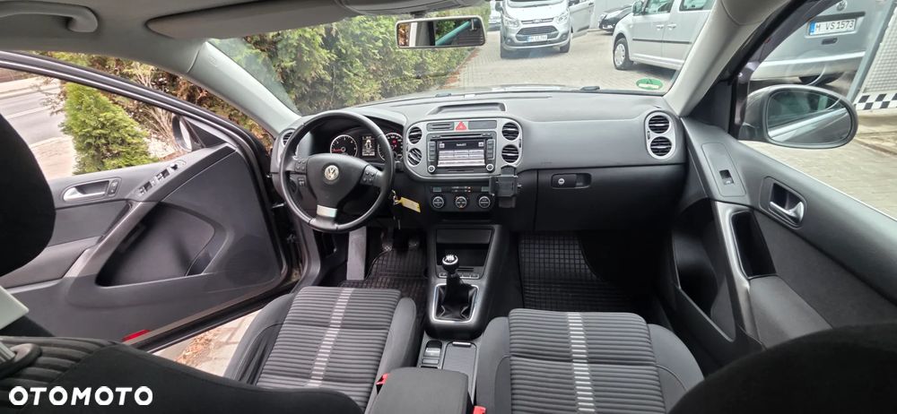 Volkswagen Tiguan 2.0 TDI DPF BlueMotion Technology Exclusive - 35