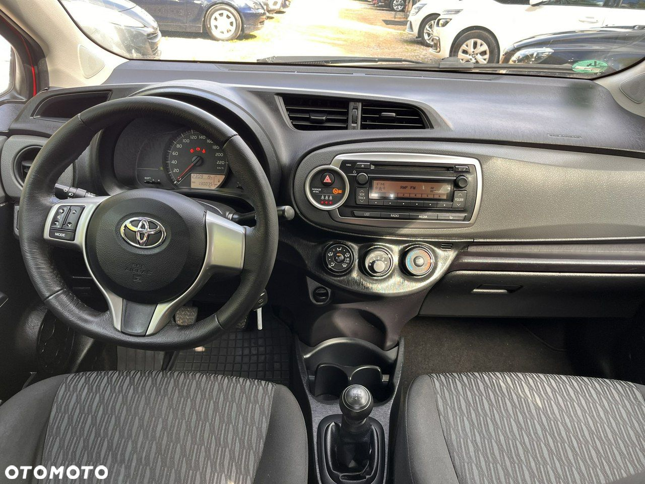 Toyota Yaris - 11