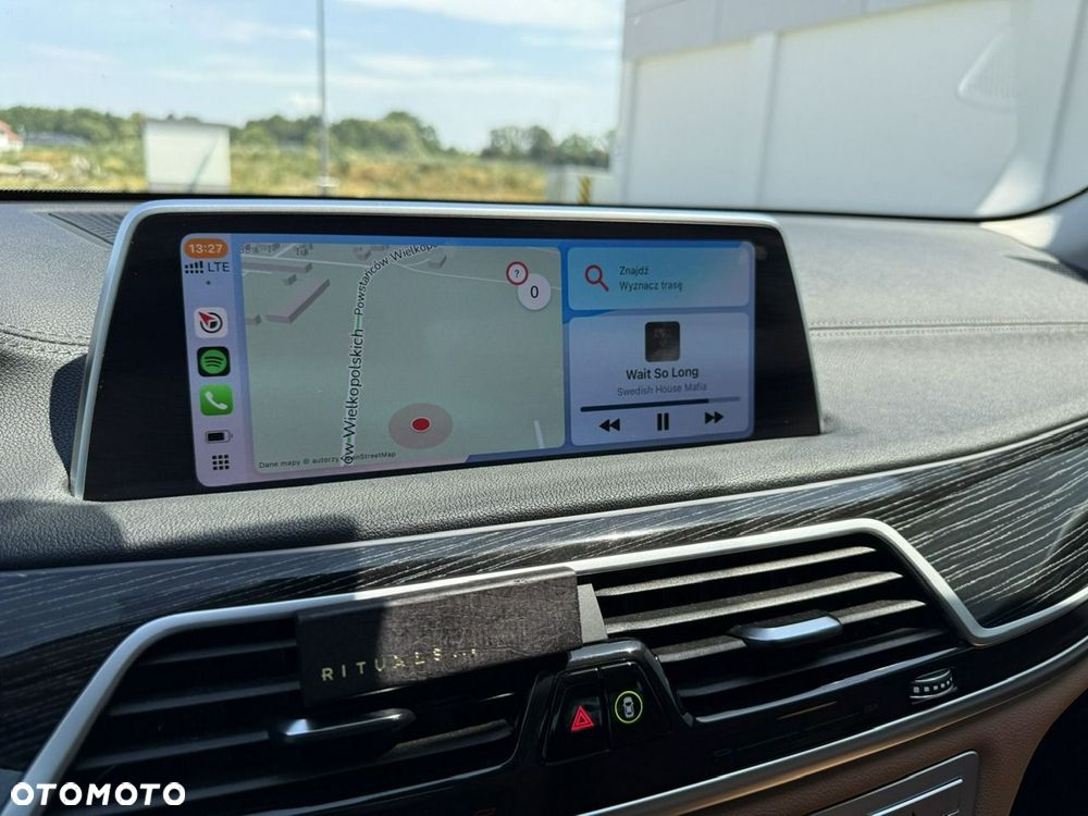 BMW Seria 7 - 21