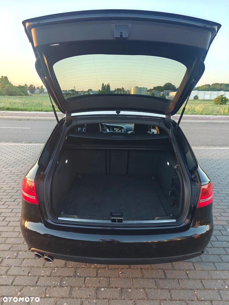 Audi A4 Avant 2.0 TDI DPF - 28