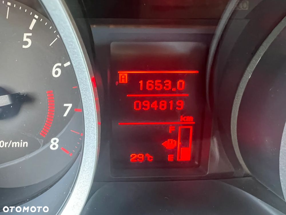 Mitsubishi Lancer 1.6 Invite - 13
