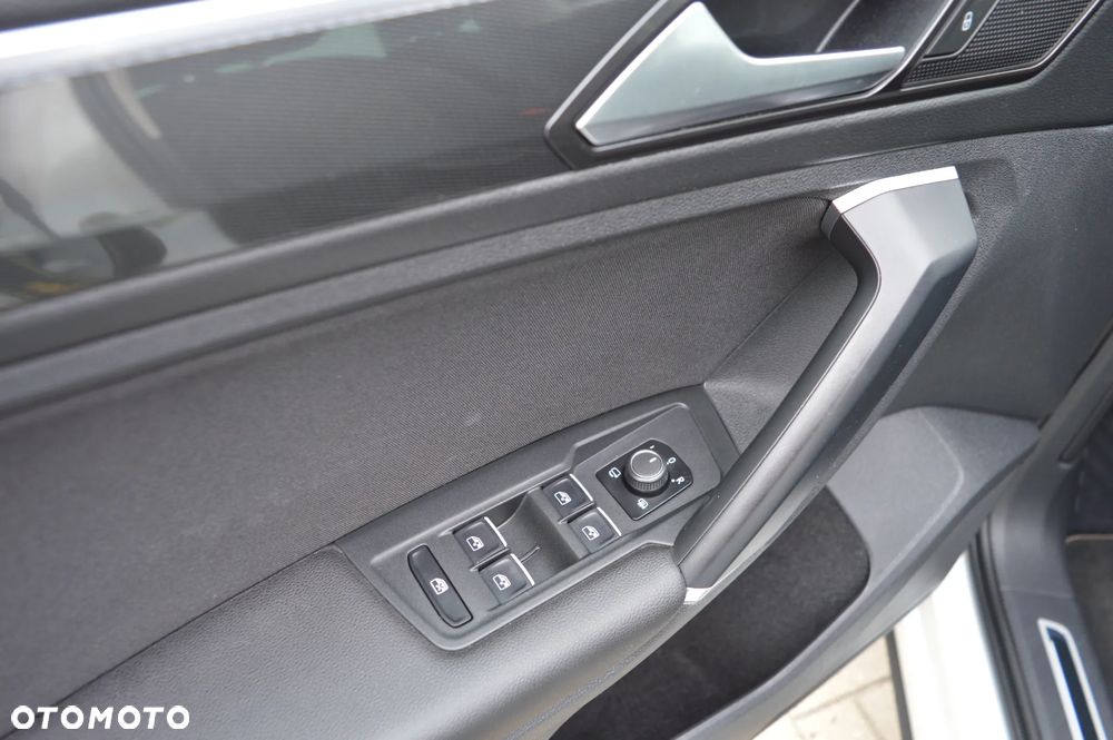 Volkswagen Tiguan 2.0 TSI 4Motion (BlueMotion Technology) DSG Highline - 25