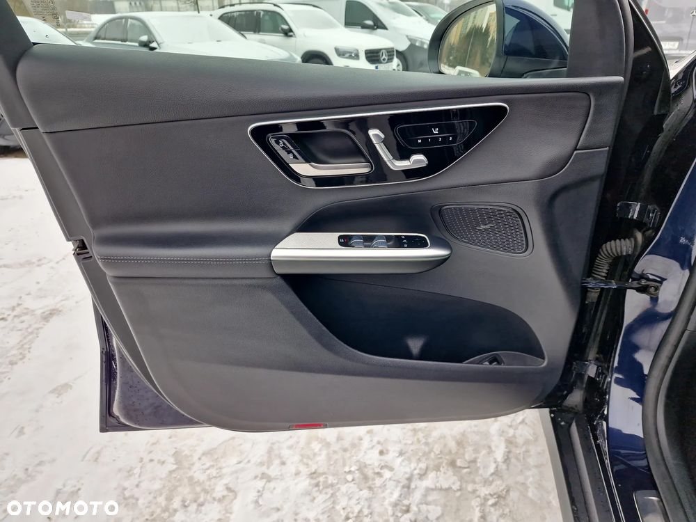 Mercedes-Benz GLC 220 d mHEV 4-Matic Avantgarde - 23