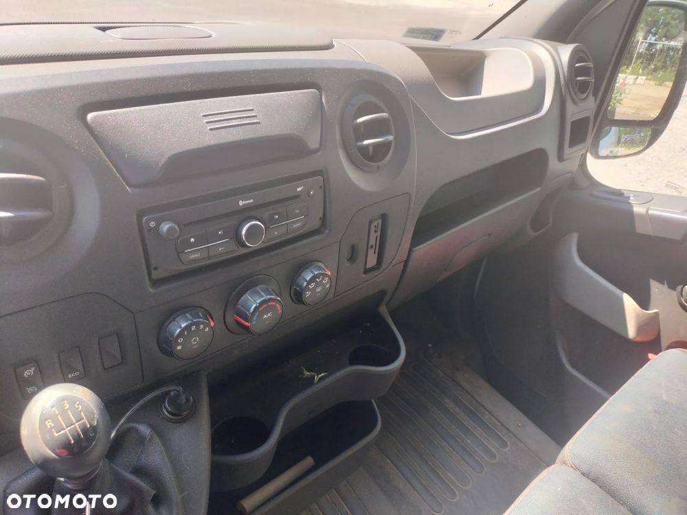 Renault Master - 16