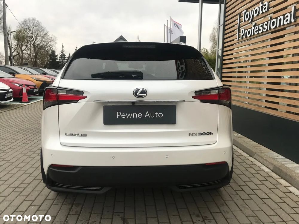 Lexus NX 300h Elite AWD - 6