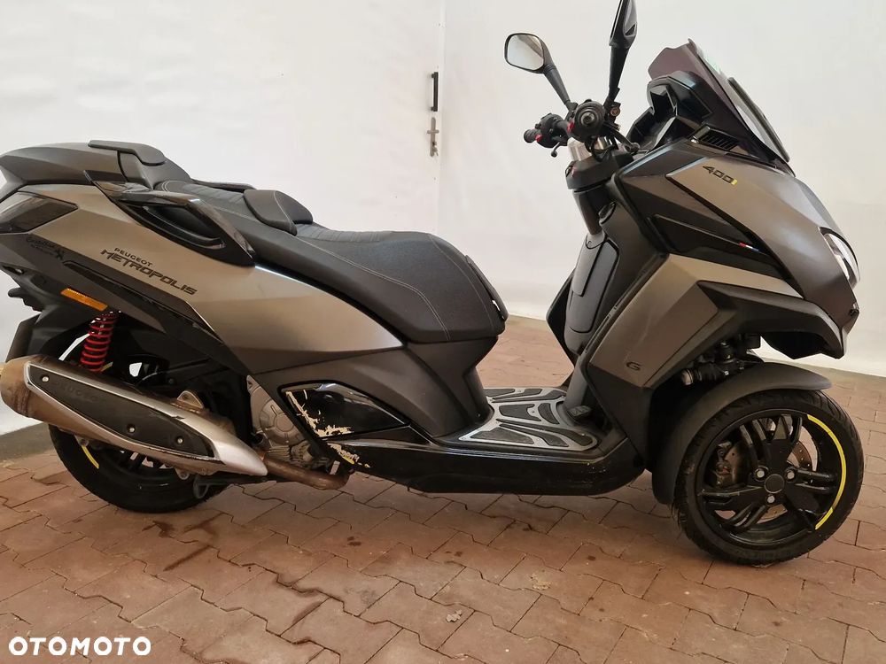 Peugeot Metropolis - 3