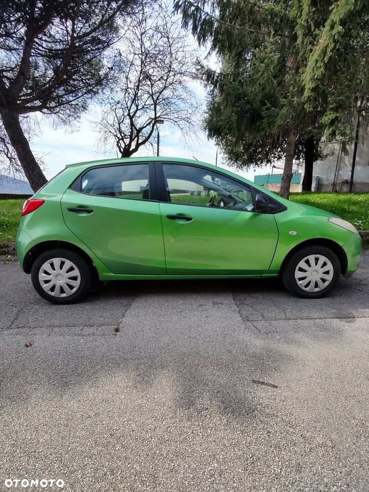 Mazda 2 - 1