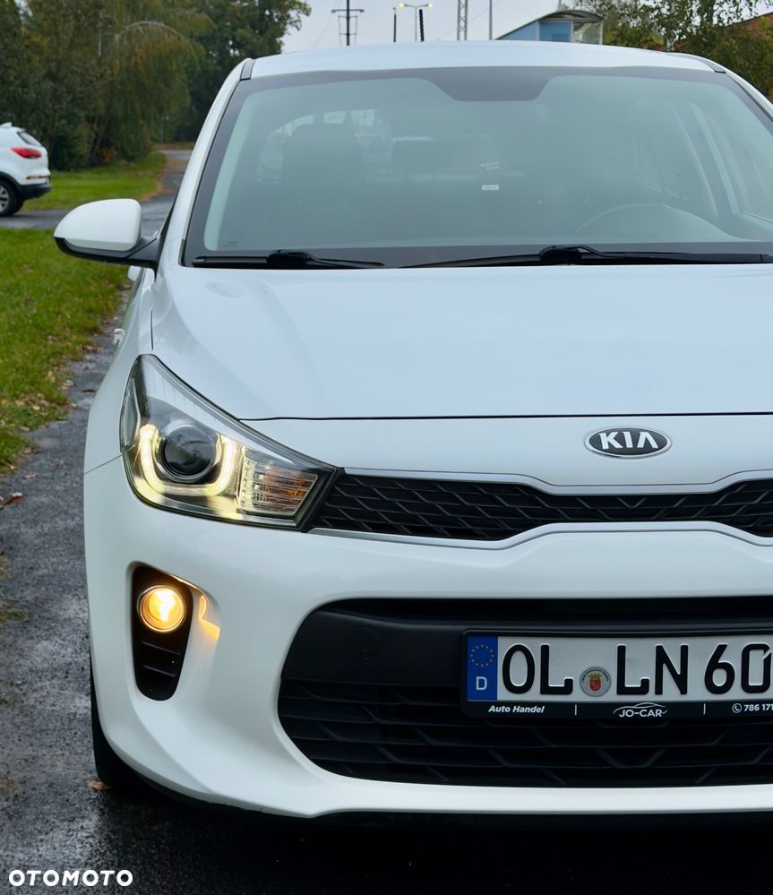 Kia Rio 1.0 T-GDI 100 Dream-Team Edition - 24