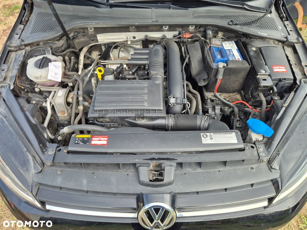 Volkswagen Golf - 17