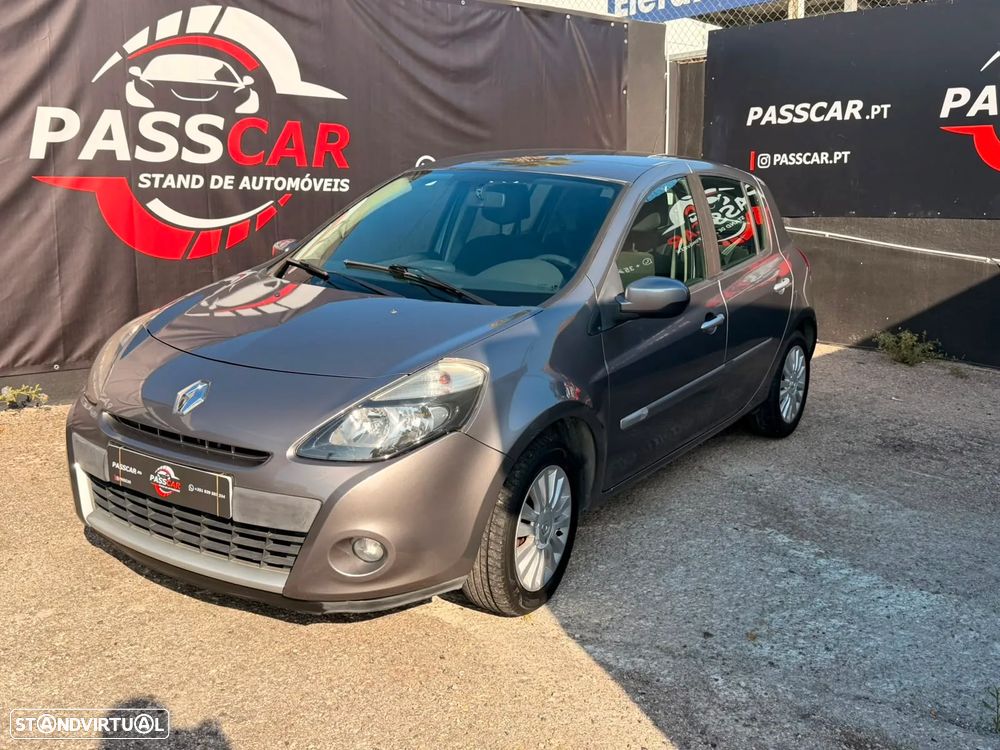 Renault Clio 1.2 16V Authentique - 1