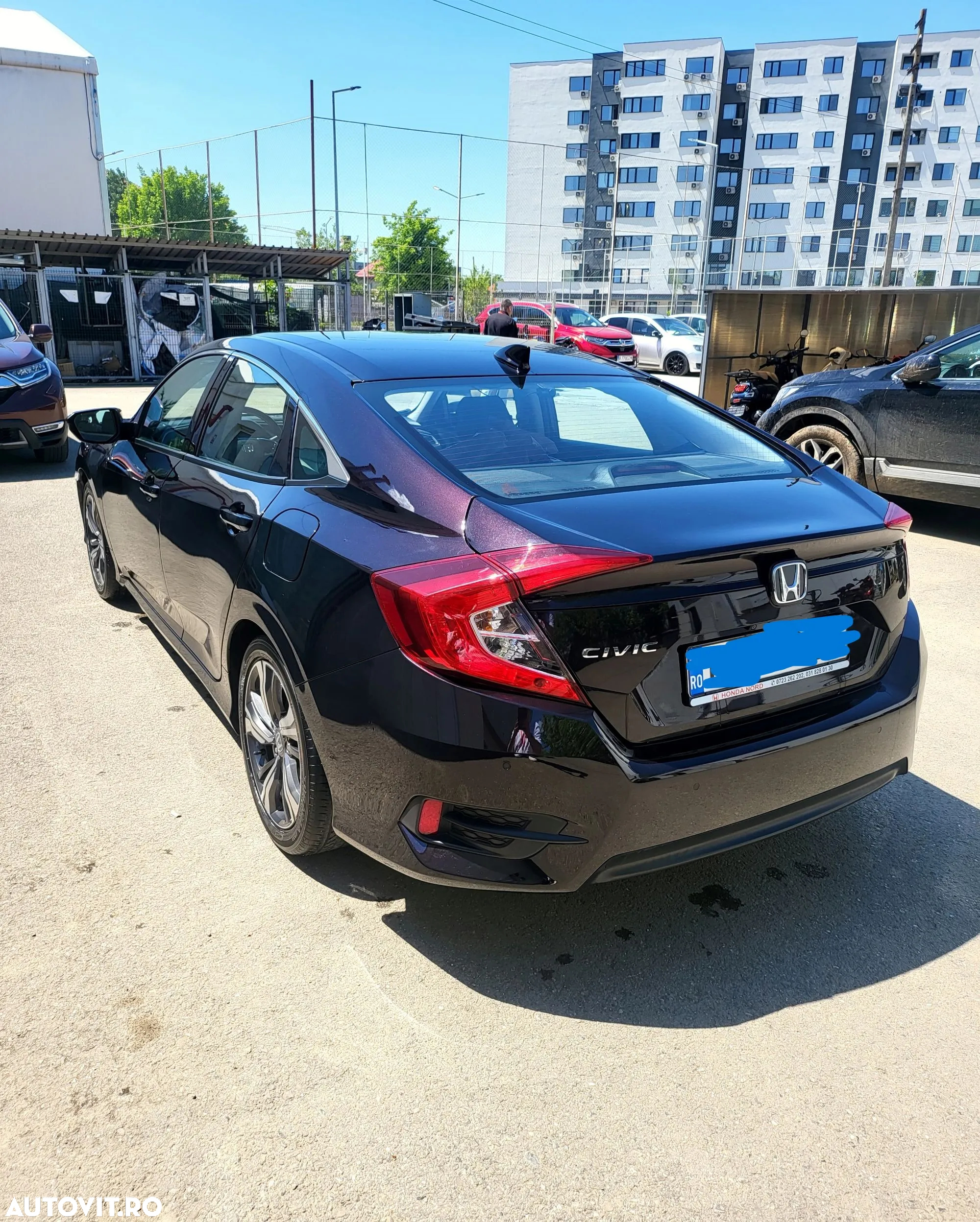 Honda Civic Sedan 1.5 VTEC Turbo Elegance Navi - 8