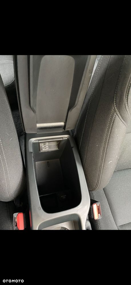 Volvo V40 - 6
