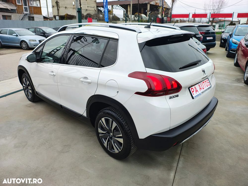 Peugeot 2008 PureTech 130 GPF Stop&Start Allure - 3