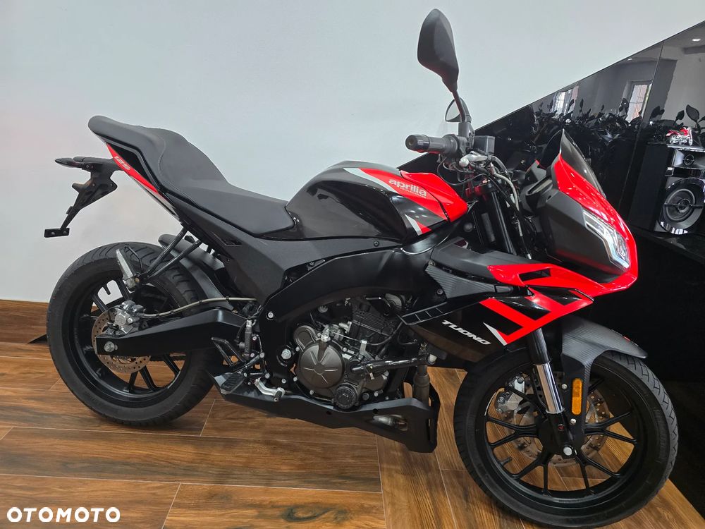Aprilia Tuono - 3