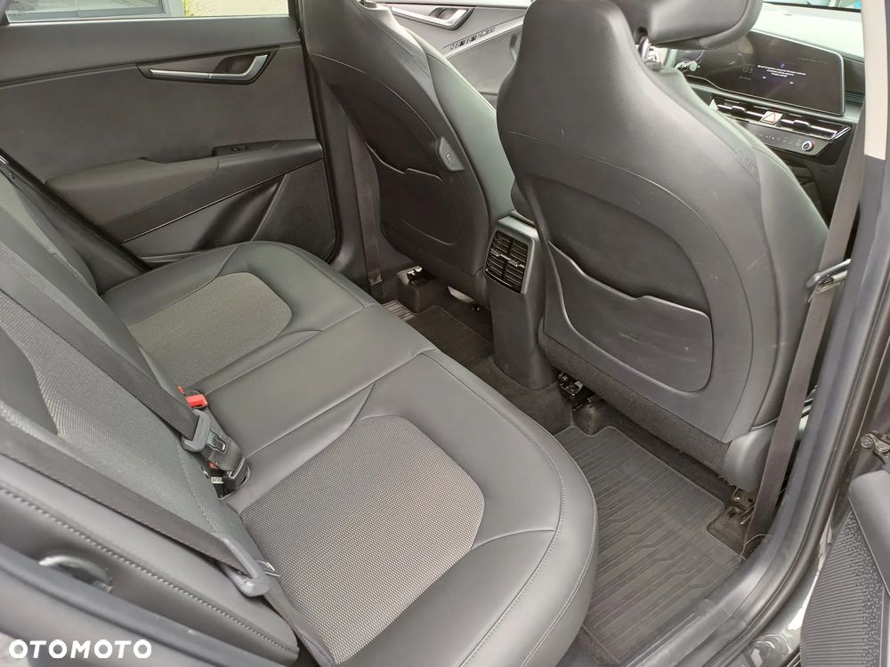 Kia Niro 1.6 GDI Hybrid L - 18