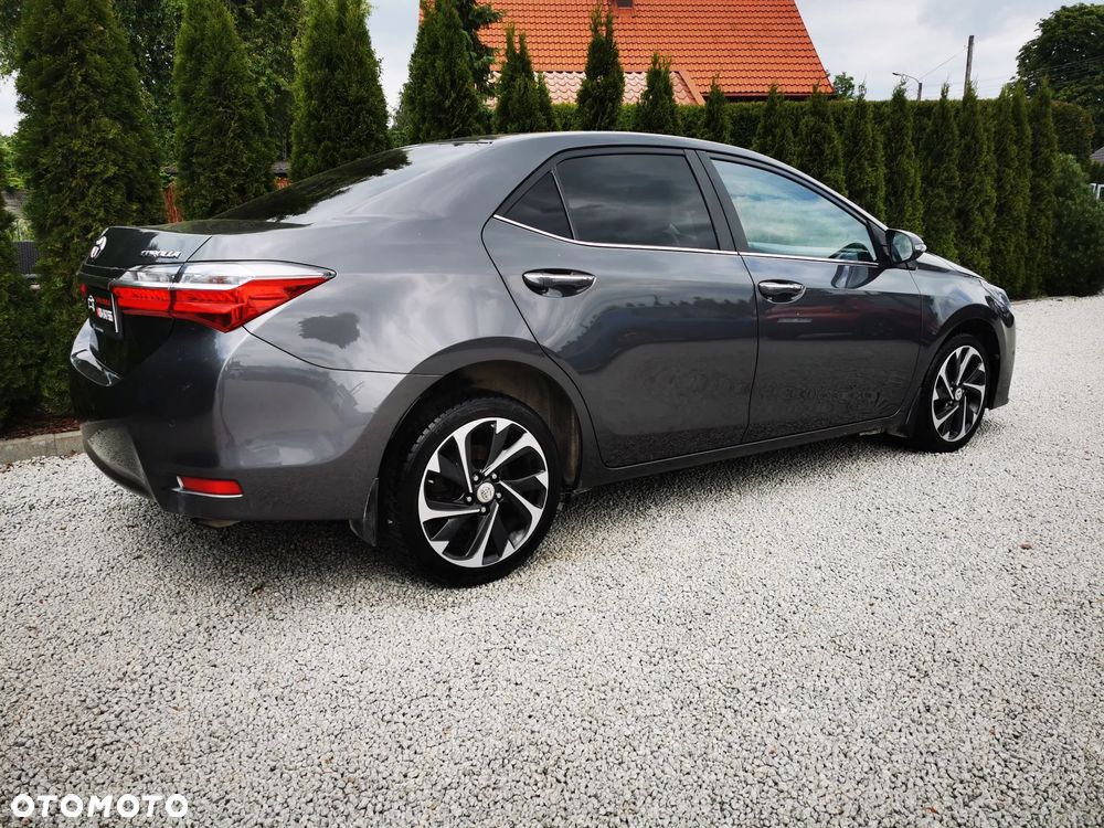 Toyota Corolla 1.6 Executive MS - 9