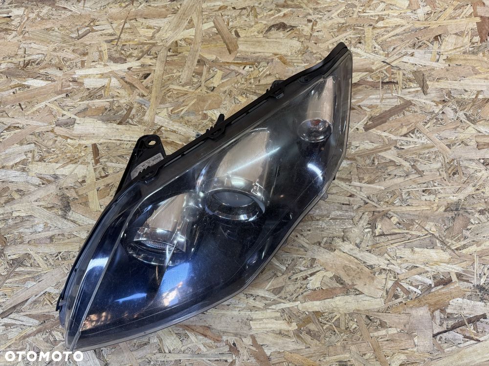 Lampa Reflektor przód lewa/europejska/ Renault Laguna III - 2