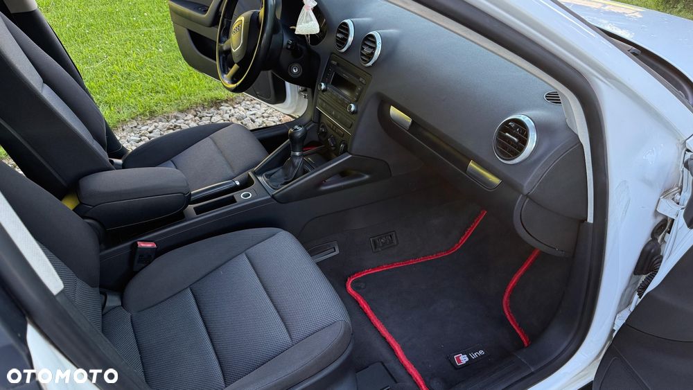 Audi A3 Sportback - 7